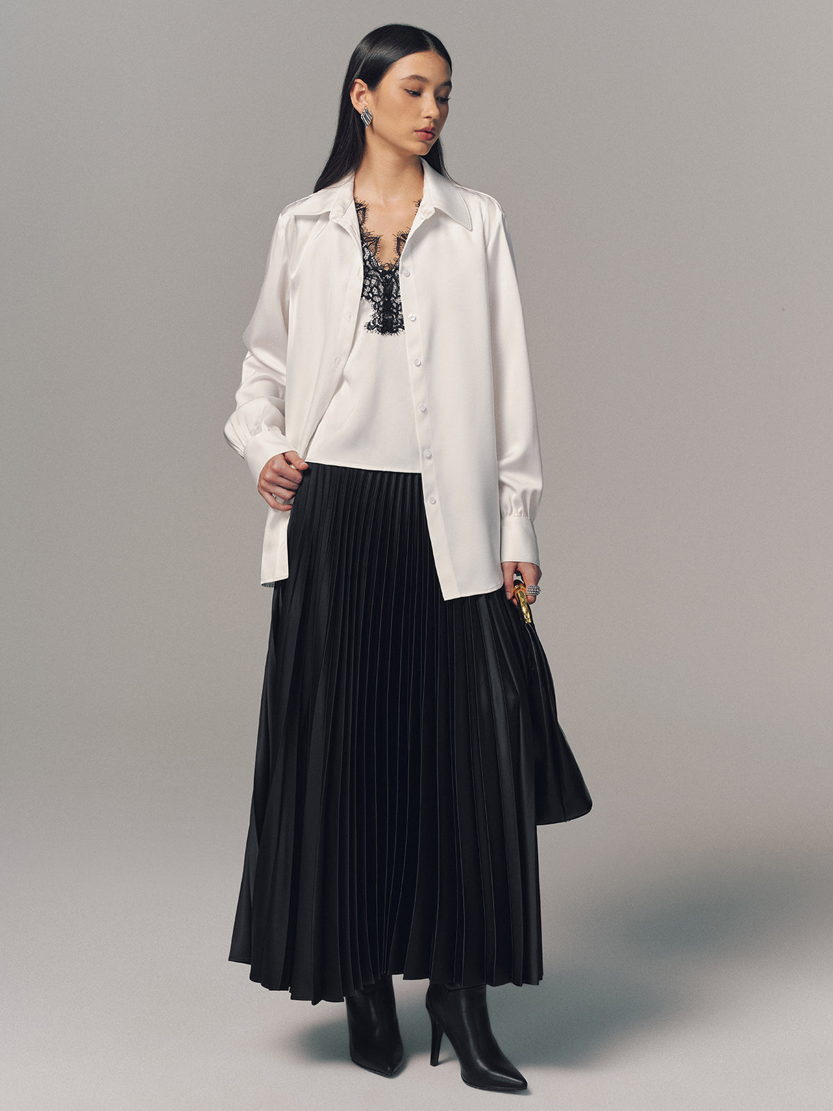 2 in 1 Contrast Lace Satin Shirt