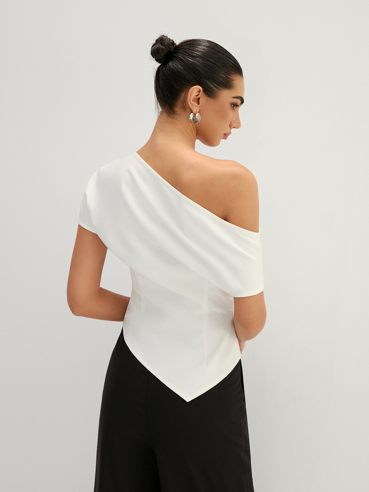 Asymmetric Off Shoulder Ruched Fitted Blouse
